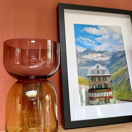 Oasis With Private Parking *