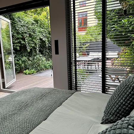 Apartment Oasis *