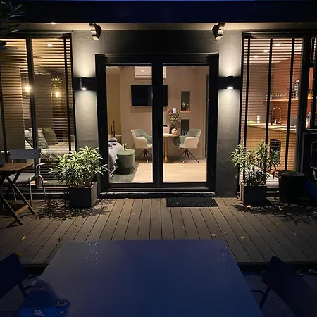 Oasis With Private Parking