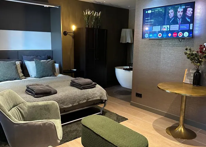 Oasis With Private Parking Apartamento *