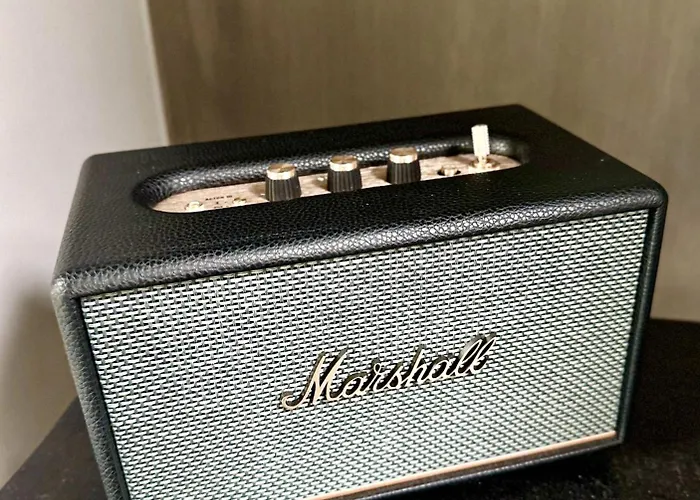 Oasis With Private Parking Den Haag