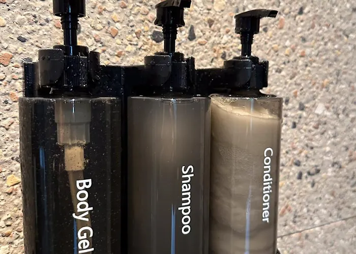 Oasis With Private Parking *